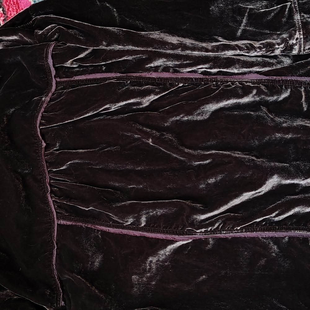Elegant Chocolate Brown Velvet Women's Top - Picture 9 of 10